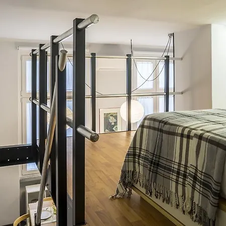 Hintown Navigli Lovers Apartment Milan